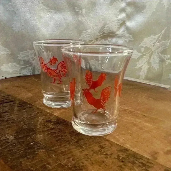 2 Vintage Red Rooster Double  Shot Juice Glasses - Picture 3 of 3